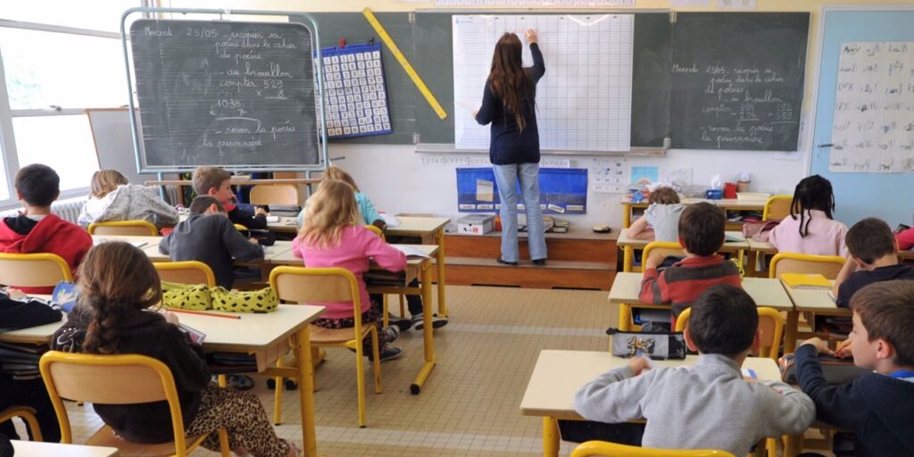 découvrez notre méthode d'enseignement innovante dédiée à la sécurité, conçue pour former efficacement les apprenants aux meilleures pratiques de prévention et d'intervention. apprenez à promouvoir un environnement sûr grâce à des méthodes pédagogiques éprouvées.