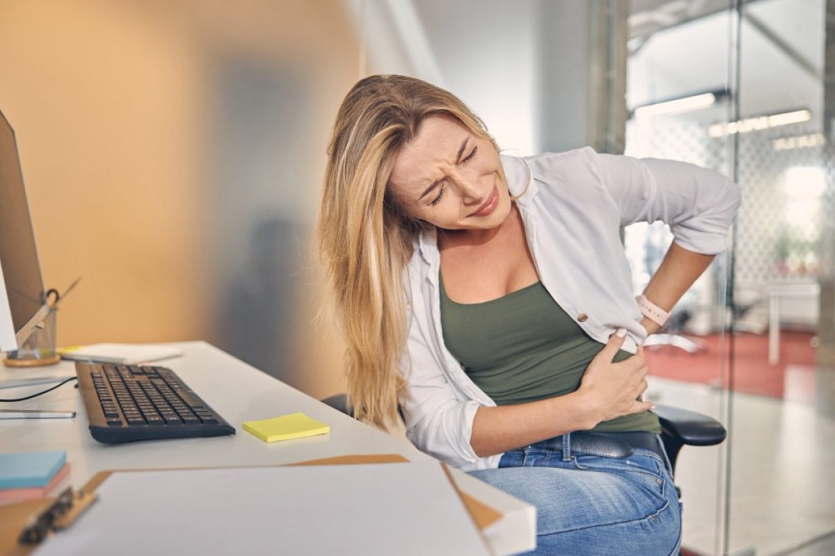 découvrez l'importance de l'ergonomie au travail pour améliorer le confort, la productivité et le bien-être des employés. apprenez des stratégies pour aménager votre espace de travail et prévenir les troubles musculo-squelettiques.